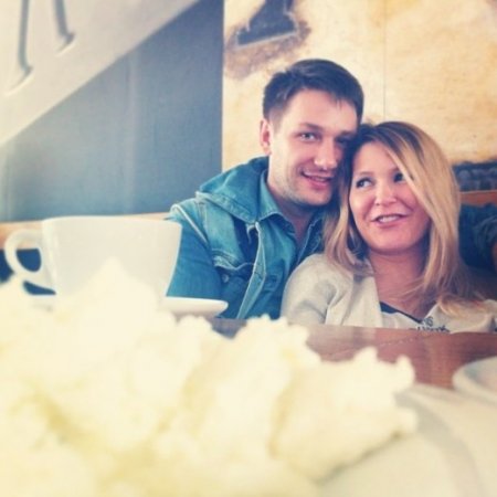 Александр Константинов с женой Кариной фото