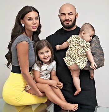 Джиган с семьей женой и детьми фото