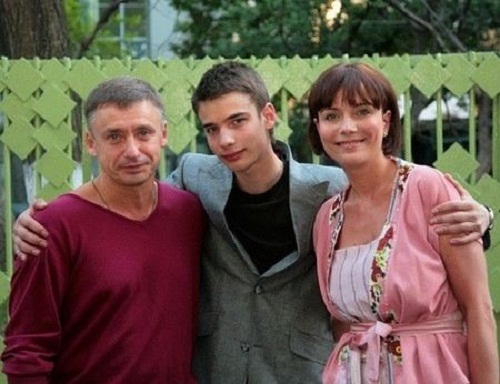 Екатерина Семенова с семьей бывшим мужем и сыном фото