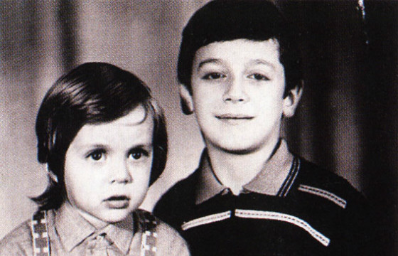 Марк Тишман со старшим братом Михаилом фото