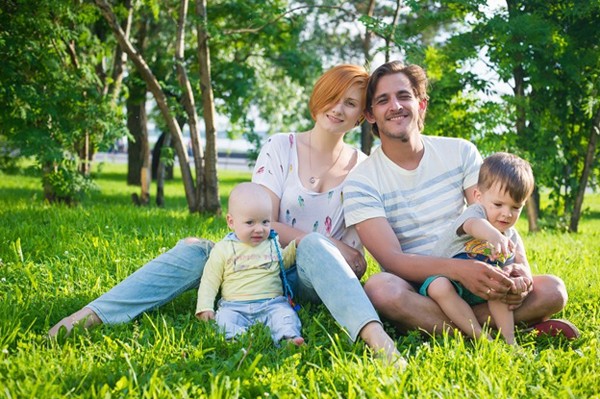 Михаил Башкатов с женой и детьми фото