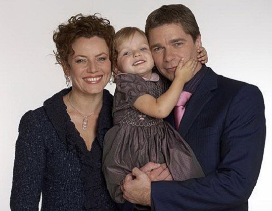 Сергей Маховиков с семьей женой и дочерью фото