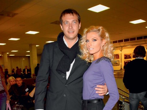 Александра Савельева со своим супругом Кириллом Сафоновым фото