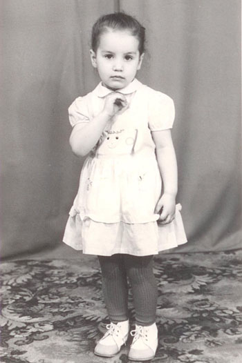 Виктория Дайнеко в детстве фото